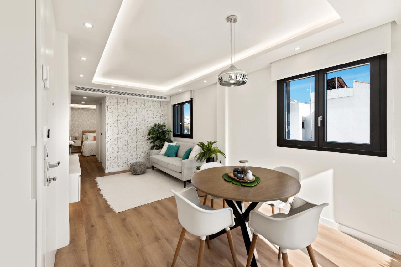 Sunny Modern Apartment Perfect Located 에스테포나 외부 사진